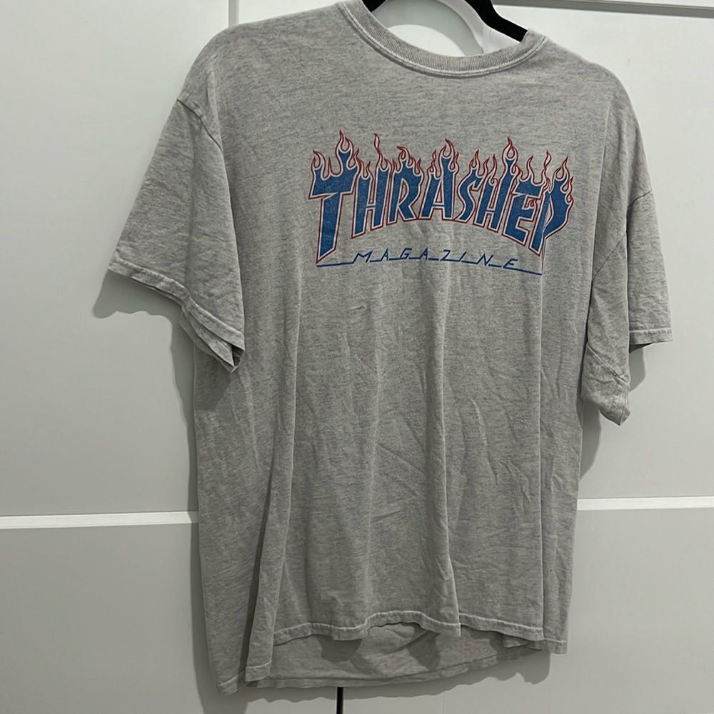 gray thrasher shirt large